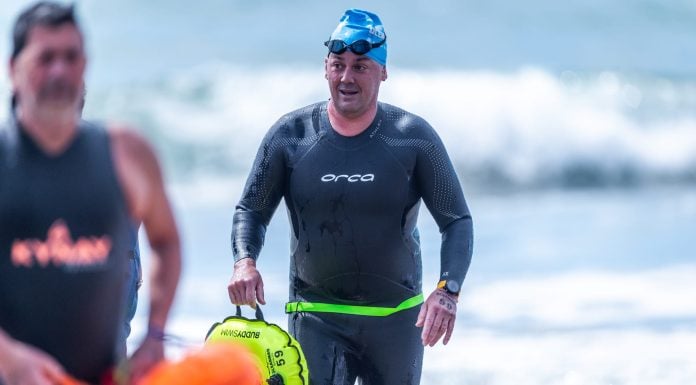 Un alcarreño con fibromialgia va a nadar un campeonato mundial de aguas abiertas en la República Dominicana David Fernández, nadador en aguas abiertas.