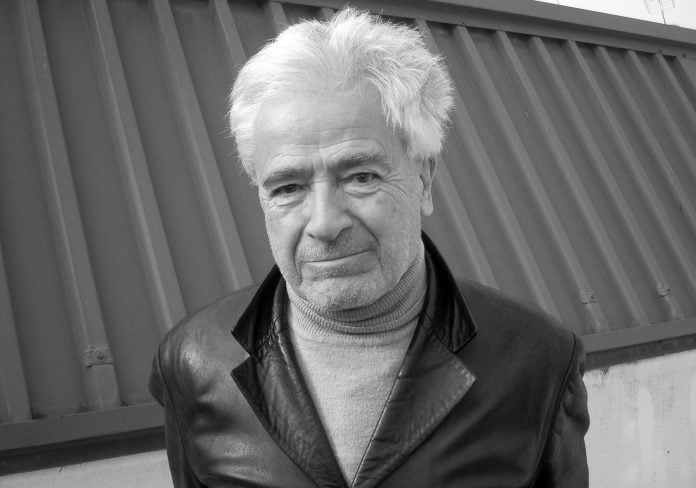 Cruz Novillo.