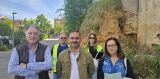 El concejal Santiago López Pomeda en la visita a las obras del talud inestable junto al Multiusos.