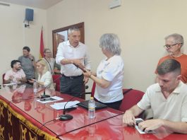 Carmen Blázquez, nueva alcaldesa de Pioz tras prosperar una moción de censura.