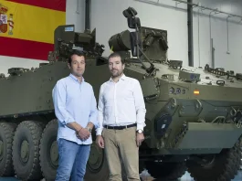 Los hermanos Escribano en una imagen de archivo, en su planta de Alcalá de Henares.