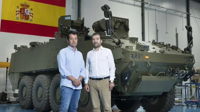 Los hermanos Escribano en una imagen de archivo, en su planta de Alcalá de Henares.