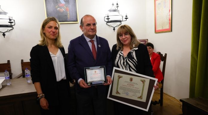 Javier Sanz, el primer Hijo Predilecto de Sigüenza en este siglo, capaz de vencer a la Inteligencia Artificial Javier Sanz Serrulla, hijo predilecto de Sigüenza.