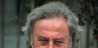 Julio Llamazares.