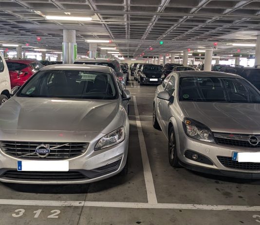 Parking de la T4 de Barajas.