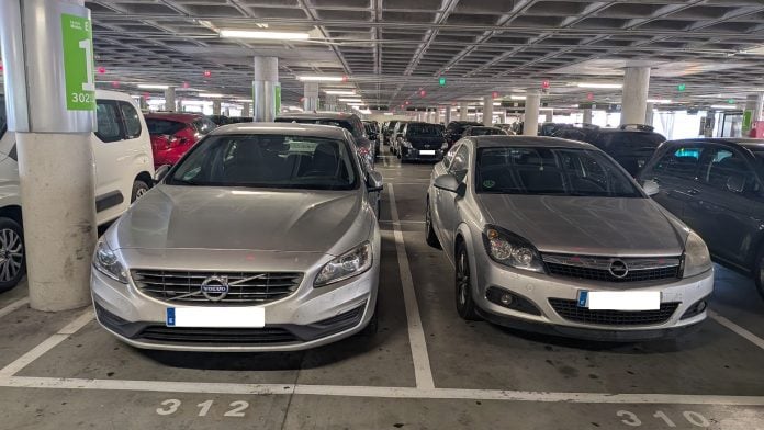 Parking de la T4 de Barajas.