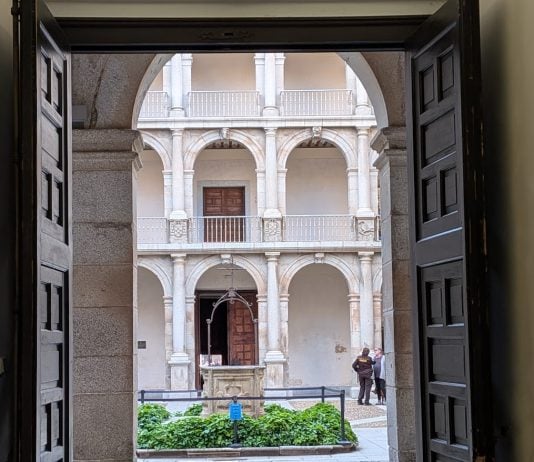 Universidad cisneriana de Alcalá. (Foto: La Crónic@)