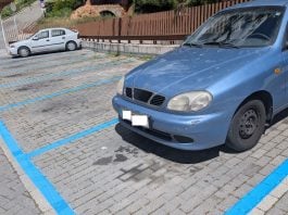 Nuevas plazas de zona azul donde hasta ahora el aparcamiento era libre. (Foto: La Crónic@)