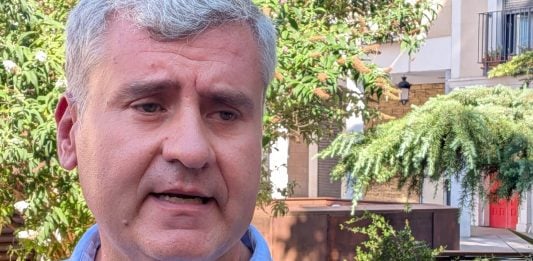 Alfonso Esteban, durante su comparecencia ante los periodistas el 29 de junio de 2026. (Foto: La Crónic@)