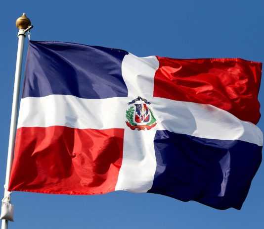 Bandera de la República Dominicana.