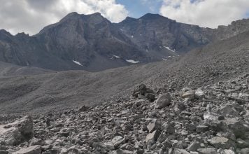 Descubren una biodiversidad desconocida bajo los glaciares rocosos alpinos amenazada por el calentamiento global glaciar