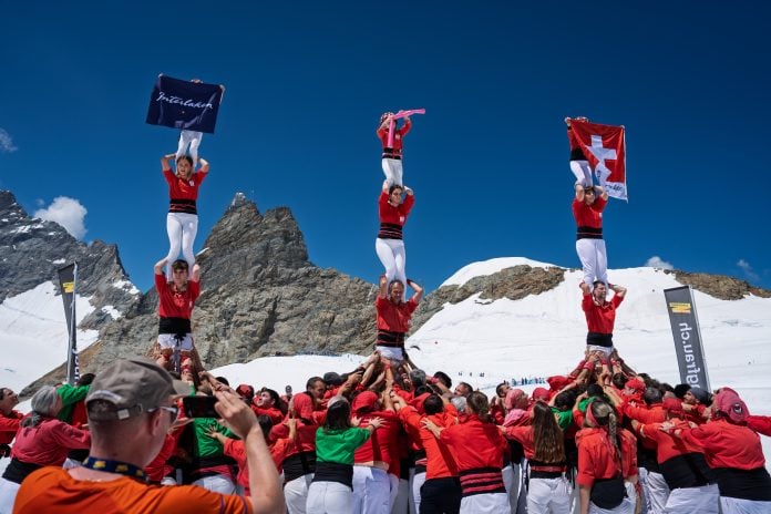 Castellers de Barcelona en el Jungfraujoch-Top of Europe.