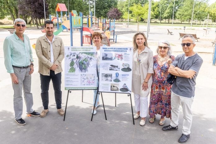 Presentación del nuevo parque infantil de La Chopera en Guadalajara.