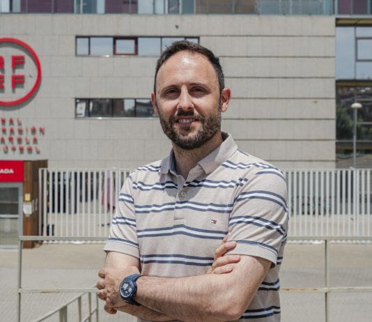 Luis Castro.