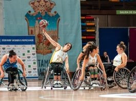 Imagen del partido entre España y Francia del torneo de repesca para el Mundial de Baloncesto en Silla 2026.