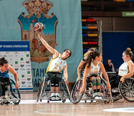 Imagen del partido entre España y Francia del torneo de repesca para el Mundial de Baloncesto en Silla 2026.