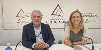 El presidente de la Diputación de Guadalajara, José Luis Vega y la alcaldesa seguntina, María Jesús Merino.