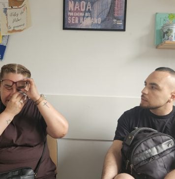 La historia de Zoraya y Andrés, entre la angustia y la esperanza en Guadalajara Zoraya, venezolana, y Andrés, colombiano, esperan la resolución de la regularización extraordinaria tras huir de la violencia. (Foto: EP)