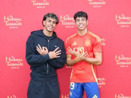 Lamine Yamal y su "doble" en Berlín. (Foto: ©Madame Tussauds)