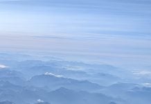 Los Pirineos desde el aire el 1 de junio de 2026. (Foto: La Crónic@)