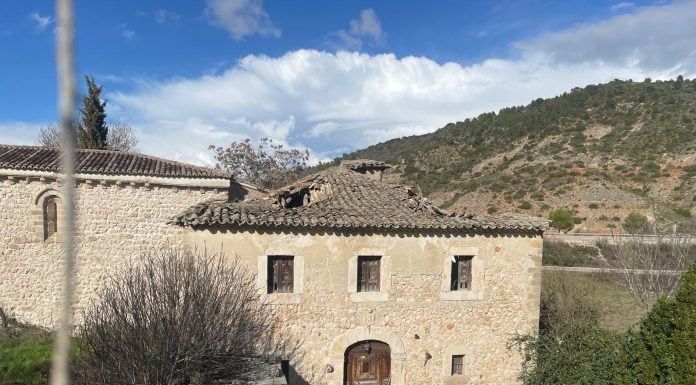 Dos edificios se caen a trozos a pesar de su valor histórico Palacio de la Encomienda del Collado.