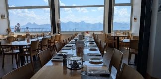 Restaurante en los Alpes suizos, en 2026. (Foto: La Crónic@)