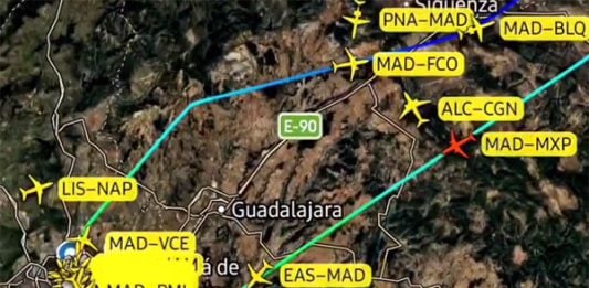 Momentos de tensión en un avión de Iberia mientras sobrevolaba Guadalajara 321