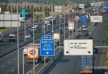 Intenso tráfico en la A-2: ¿Pero no se habían ido ya de vacaciones? La A-2, en la mañana del lunes, 6 de julio de 2026. (Foto: DGT)