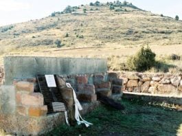 Barbacoa donde se inició el incendio de Riba de Saelices en 2005.