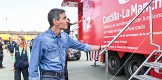 El presidente del Gobierno, Pedro Sánchez, durante su reciente visita al Puesto de Mando Avanzado por el incendio de La Mierla, el 22 de julio de 2026, en Tamajón.