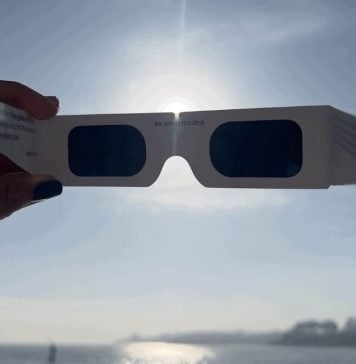 Gafas para ver el eclipse.