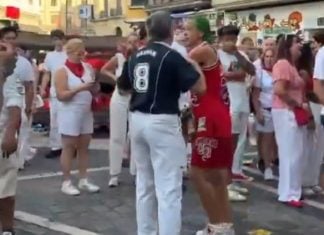 Guadalajara contra el «Joker», un momento inolvidable de los Sanfermines César García y el "Joker", frente a frente. (Foto: "X")