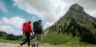 Buscando a Alien en Suiza descubres todo un paraíso en el cantón de Friburgo Los suizos han mantenido el cantón de Friburgo como un tesoro para los amantes de la historia, la gastronomía y la natural