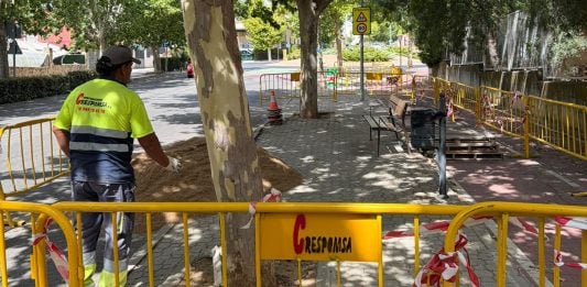 Van a arreglar las aceras de 51 calles en Cabanillas: mira si está la tuya Arreglo de aceras en Cabanillas del Campo.