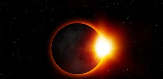 A 48 horas del minuto más esperado: cuenta atrás para el eclipse Imagen de un eclipse.