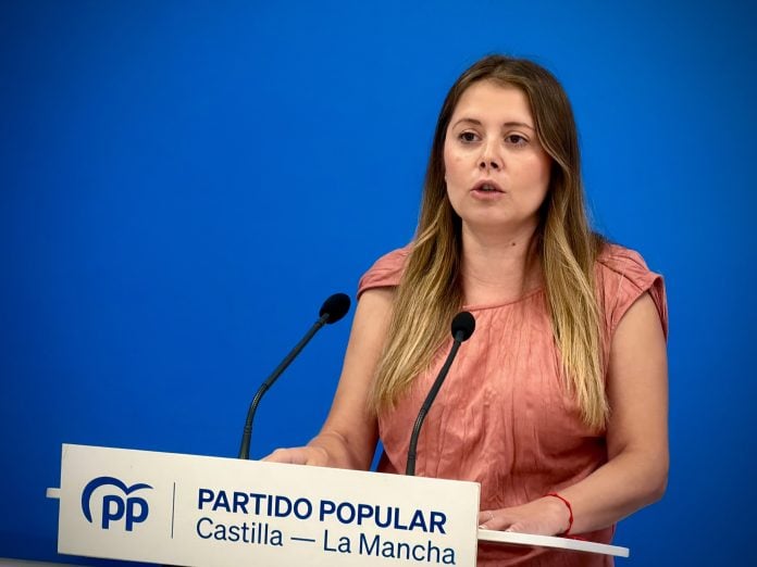 Itziar Asenjo en rueda de prensa.