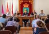 Núñez plantea propuestas («inmediatas» y para cuando él mande en la Junta) para la Sierra Norte Un momento de la reunión de Paco Núñez en la Sierra Norte el 1 de agosto de 2026.