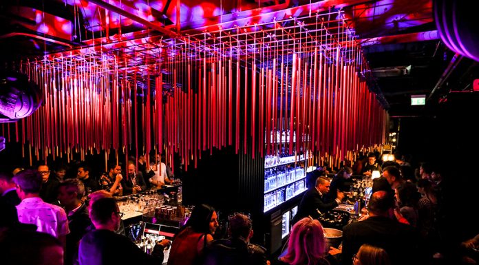 El Hotel Palace Berlín es uno de los participantes en esta singular experiencia que hace de la noche en la capital de Alemania el paraíso de los amantes de los cócteles.