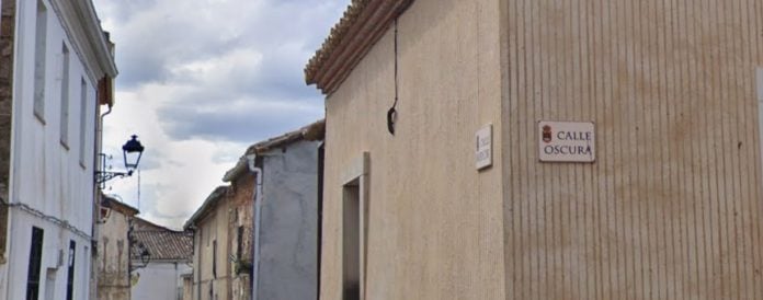 Calle Mayor de Angón. (Foto: Google Maps)