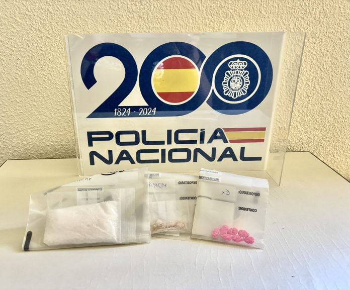 Drogas incautadas por la Policía tras detener a una persona en Guadalajara. REMITIDA / HANDOUT por POLICÍA NACIONAL Fotografía remitida a medios de comunicación exclusivamente para ilustrar la noticia a la que hace referencia la imagen, y citando la procedencia de la imagen en la firma 02/9/2026
