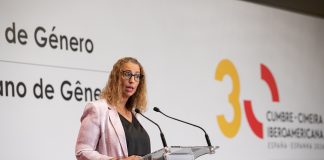 Sara Simón, contra el «neomachismo» La consejera de Igualdad del Gobierno de Castilla-La Mancha, Sara Simón, durante el V Foro Iberoamericano de Género, el 18 de septiembre de 2026, en Toledo. (Foto: EP)