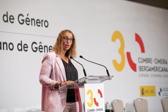 La consejera de Igualdad del Gobierno de Castilla-La Mancha, Sara Simón, durante el V Foro Iberoamericano de Género, el 18 de septiembre de 2026, en Toledo. (Foto: EP)