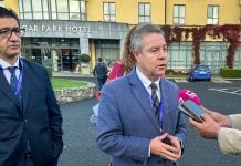 Page durante sus declaraciones en Irlanda.