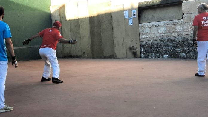 Pelota a mano en Pinilla de Jadraque