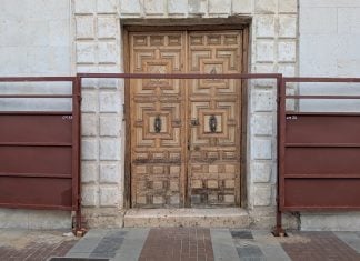 La Calle Mayor se prepara para el encierro Ya se está instalando todo el dispositivo necesario para los encierros por la Calle Mayor. (Foto: La Crónic@)