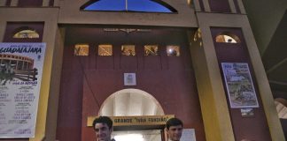 ¿Alguien recuerda dos puertas grandes en la misma Feria de Guadalajara del mismo diestro? Víctor Hernández lo ha hecho Hernández, de nuevo a hombros en Guadalajara. (Foto: Luis Díaz Viejo)