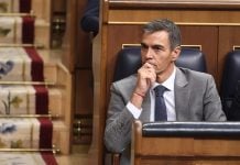 Y ahora, ¿qué hará Pedro Sánchez? Pedro Sánchez en el Congreso en la sesión del 2 de octubre de 2026. (Foto: Eduardo Parra / EP)