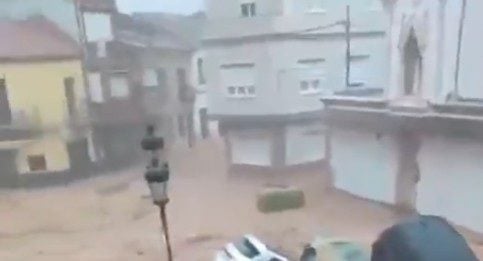 Desastre en Madrigueras (Albacete) La riada en Madrigueras el 2 de octubre de 2026.