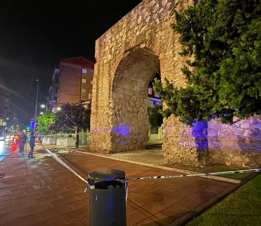 Se cae parte de la Puerta de Bejanque La Puerta de Bejanque, acordonada.