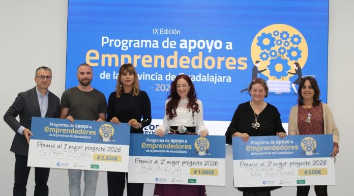 Los tres premiados en la edición de este año.